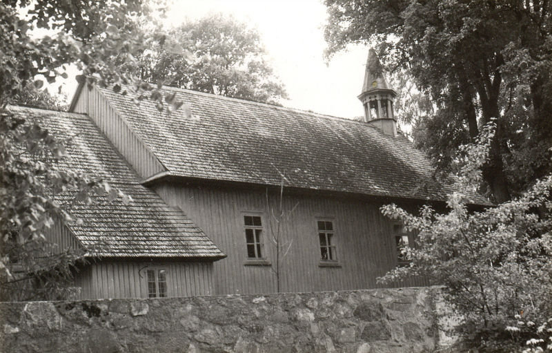 Kościół od północnego-wschodu, około 1975 roku
