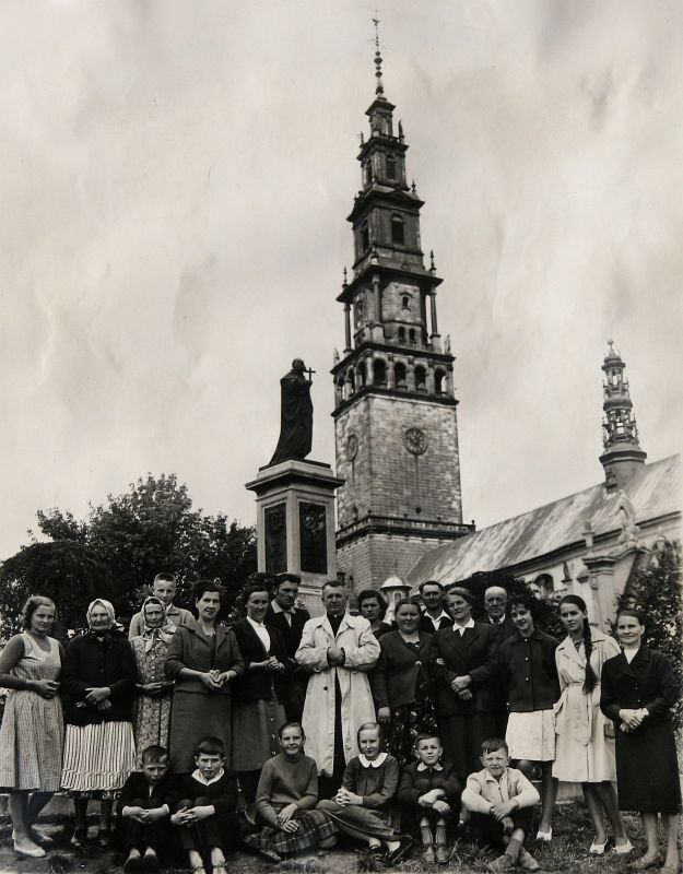 Pielgrzymka do Częstochowy z ks. Józefem Wielcem, 1961 rok
